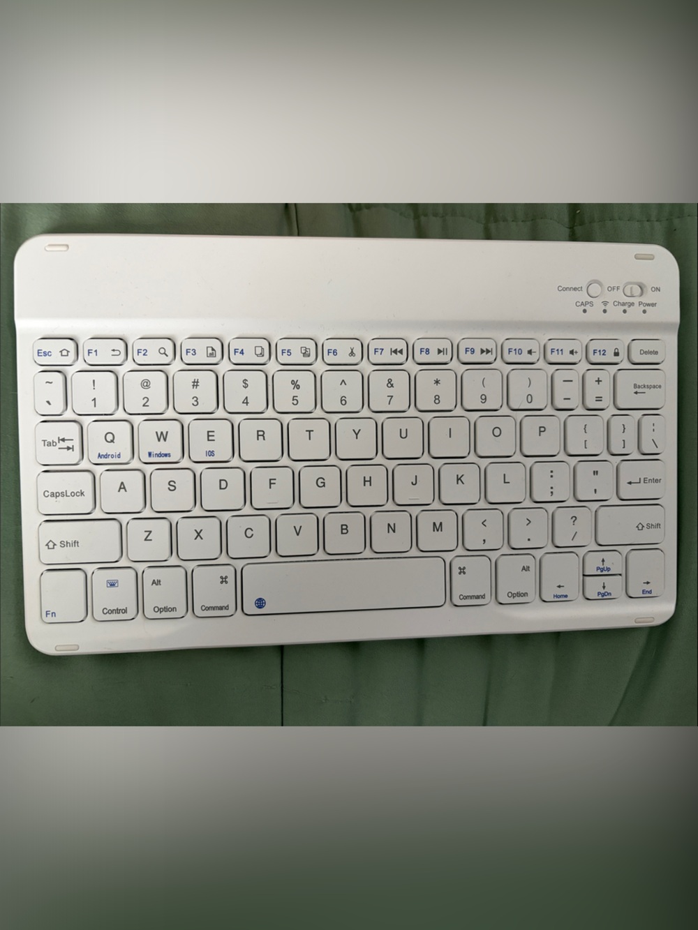 Amazon White Bluetooth Compact Keyboard for Laptops & Tablets